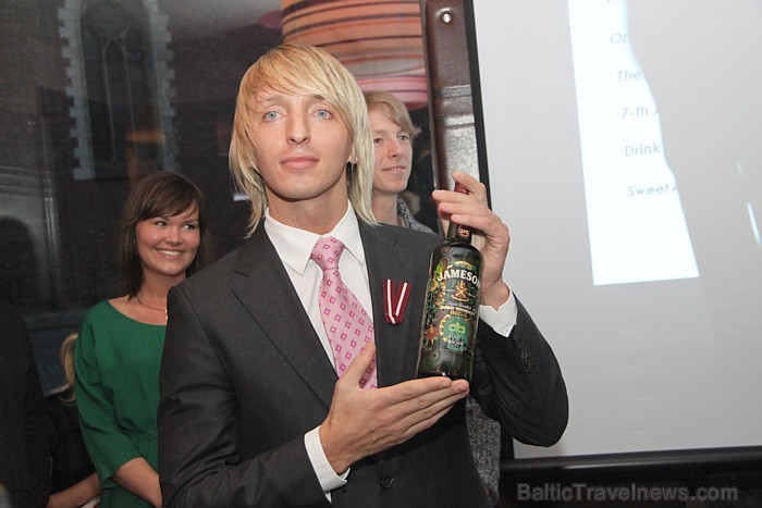 Nominācijas  «2010.gada labākais kokteilis» uzvarētājs ir Andris Reizenbergs ar kokteili The Legends of The Fall