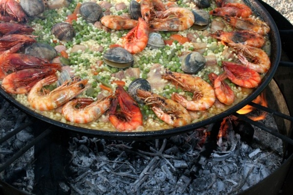 27. marts vēsturē: šodien svin Spānijas populārā ēdiena Paeljas dienu