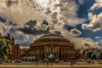 29. marts vēsturē: Svinīgi atklāj «Royal Albert Hall»